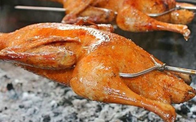 Vịt Quay Lá Mắc Mật Thanh An - Hoàng Bá Bích