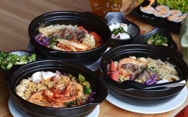 Mỳ Cay June Noodle House - 1086 Nguyễn Ảnh Thủ