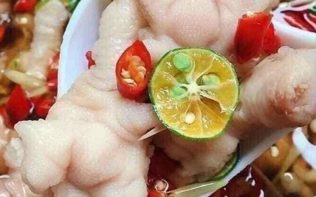 Chân Gà Rút Xương Sả Ớt - Sốt Thái - Mai Kim Thuý