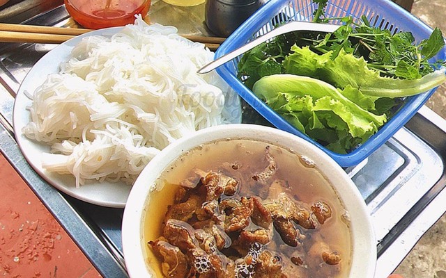 Ăn Vặt Cô Hằng - Chả Xiên & Đồ Viên Chiên