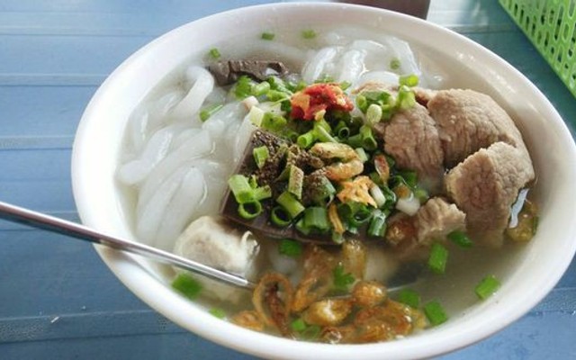 Bánh Canh & Nui Cô Nhàn - Nguyễn Đình Chiểu