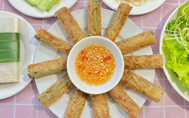 Bếp Bà Ngoại - Ram Cuốn Cải & Hoành Thánh Chiên - 04 Vũ Trọng Hoàng