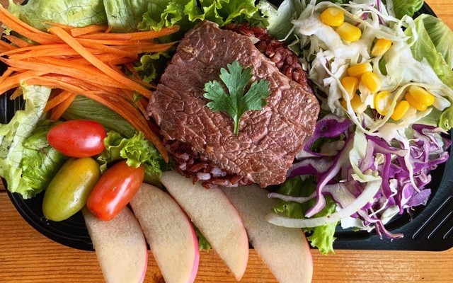 Bếp Healthy Cá Hồi - Salad & Cơm Gạo Lức - Đường Số 6