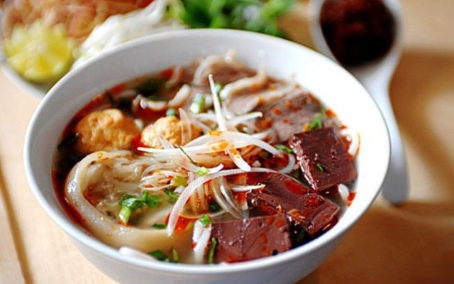 Bún Bò Dì Sương - Thạch Hãn