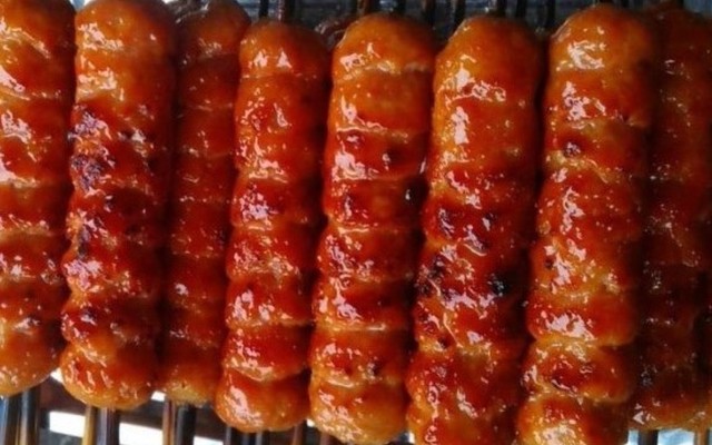 Quán Lâm 94 - Nem Nướng & Dồi Sụn Nướng - Lê Văn Quới