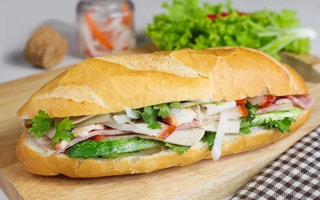 Bánh Mỳ 28 - Bò Phomai - 28 Bảo Linh