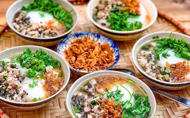 Bánh Đúc Nóng Cô Huyền - 101 Trần Văn Lan