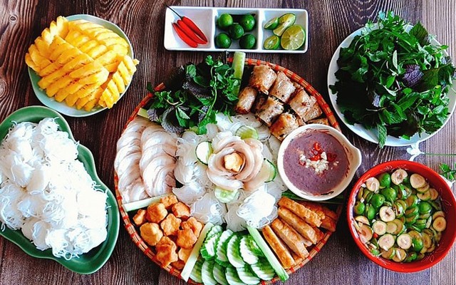 Bún Đậu Mắm Tôm Minh Ý - Lê Hữu Trác