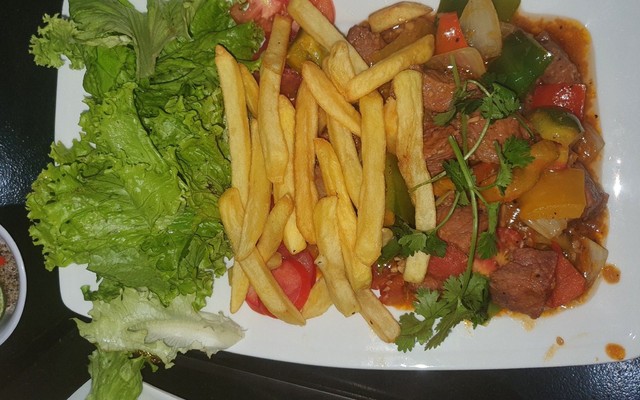 Ngọc Trân - Bò Né Phô Mai & Sinh Tố Các Loại