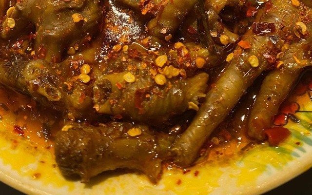 Chân Gà Xào Cay - Bếp Nhà Mây