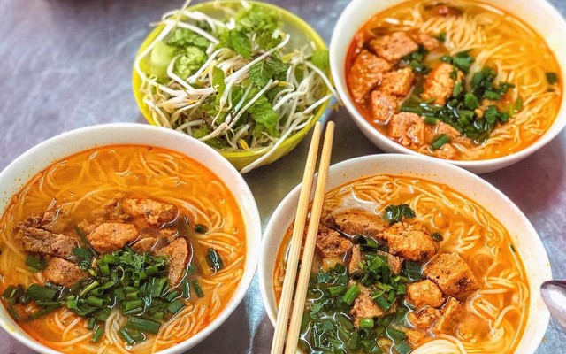 Bún Chả Cá Bà Lữ - Khúc Hạo