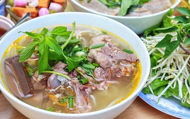 Quán Bún Bò Diễm - Lê Đình Thụ