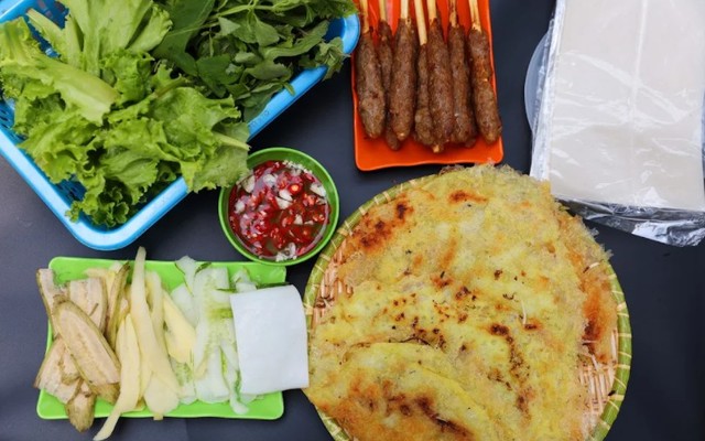 Bánh Xèo Tôm Nhảy & Bún Cá Cô Chín - Chu Văn An
