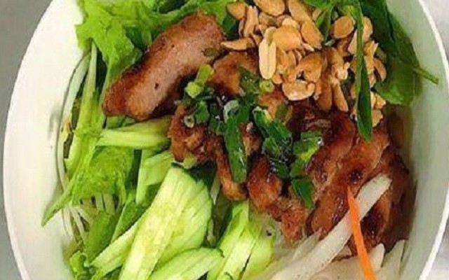 Quán Hiền - Bún Thịt Nướng & Bánh Cuốn Thịt Nướng - Chợ Tây Lộc