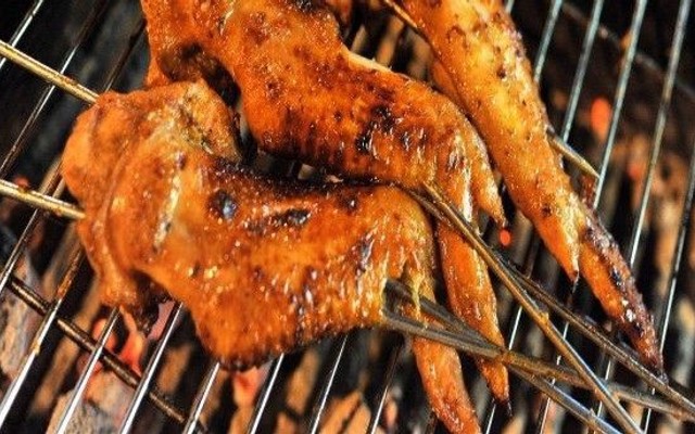 Gà Nướng Văn Thành - 49 Âu Cơ