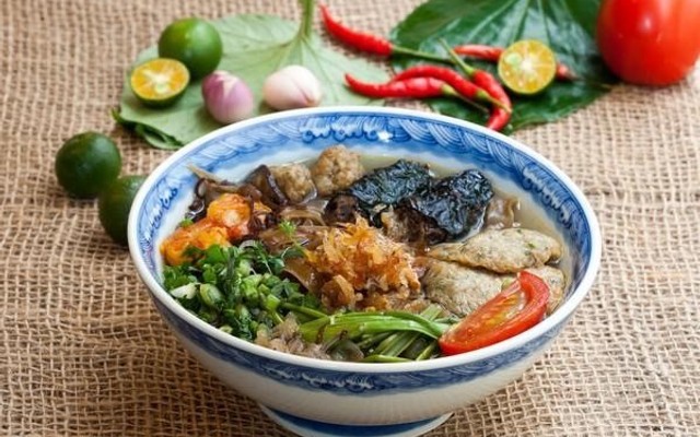 Cô Thoa - Bánh Đa Cua