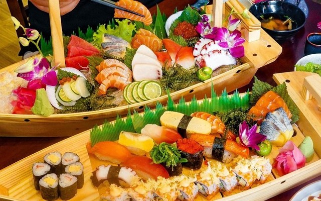 Umi Sushi - Ẩm Thực Nhật Bản - 267 Đống Đa