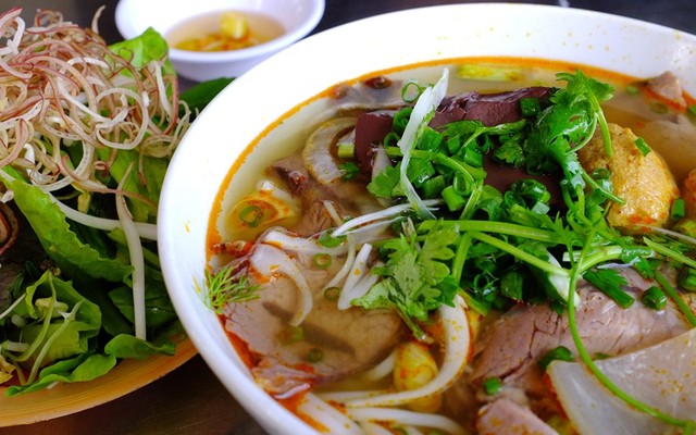 Quán Cơm & Phở Bò Vy Anh - Khu Hoà Bình