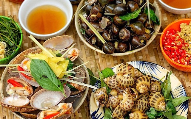 Quán Ốc Hoàng Long - Trần Xuân Soạn