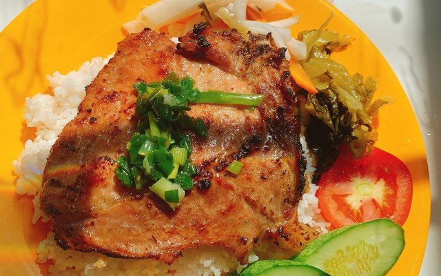 Quán Kim Ỷ - Cơm Tấm & Bún Thịt Nướng - 104 Lê Lai