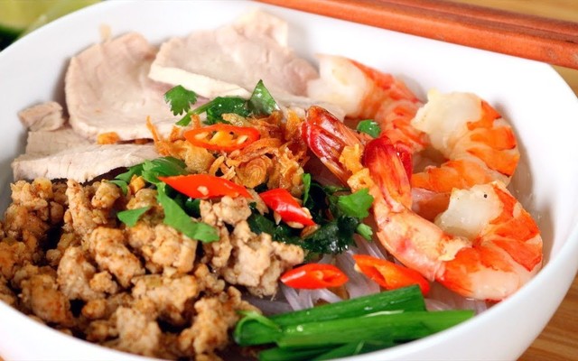 Hủ Tiếu Mỹ Tho Út Thủy - Phan Anh