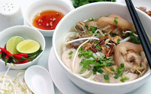 Bánh Canh A Chảy - Bánh Canh Giò Heo - Huỳnh Văn Luỹ