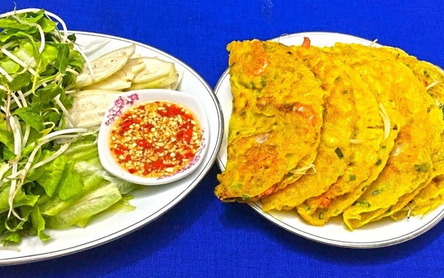 Quán Ăn Cô 9 - Bánh Xèo Miền Trung & Chả Cá - Lê Hồng Phong