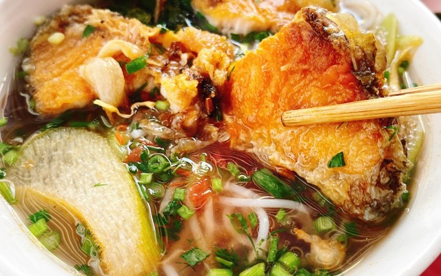 Bếp Của Ngoại - Bún Cá & Bánh Đa Cua