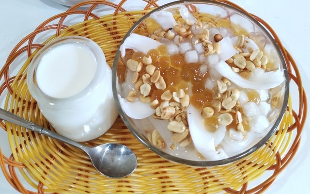 Hihu Tea - Chè Dừa Dầm & Trà Sữa - Bạch Đằng