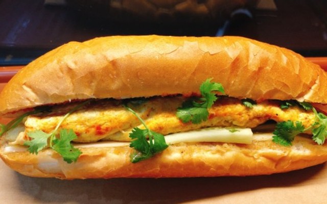 Bánh Mì Hội An - Bánh Mì - Lương Định Của