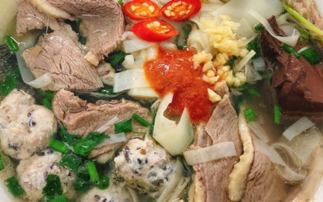 Ngan Vịt Phố Cổ - Lê Thanh Nghị