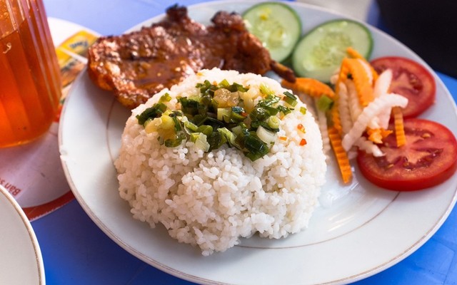 Huy Hoàng - Cơm & Sữa Chua Mix Vị