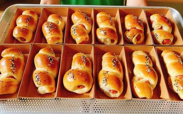 TIGER BAKERY - Bánh Bò Thốt Nốt - 104 Nam Kỳ Khởi Nghĩa