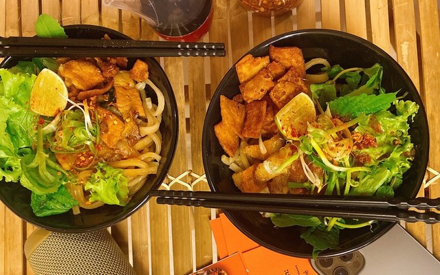 CIKA QUÁN - Mì Quảng & Cao Lầu - Tân Hoà Đông