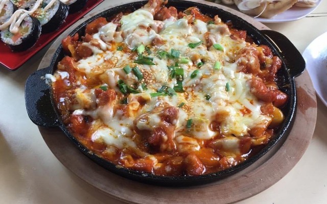 Papa’s Kitchen - Đồ Ăn Hàn Quốc & Chân Gà Sốt Thái - Tập Thể Nghĩa Tân