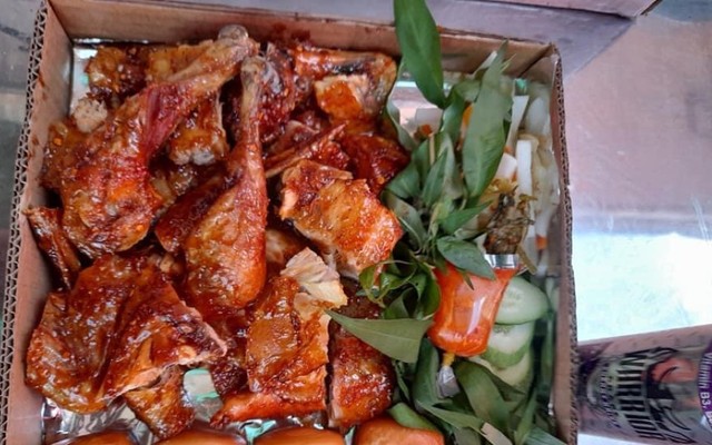 Lộc Phát - Gà Quay & Bánh Bao - Phạm Văn Thuận