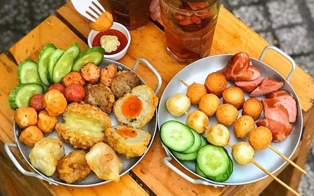 Ăn Vặt A Mập - Chả Cá Rau Củ Quả & Bắp Nướng Mỡ Hành - Hoàng Tam Kỳ