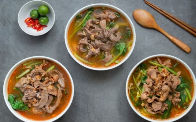 Michuca Tê Tê - Mì Chua Cay & Mì Trộn Idomie - Ngõ 73 Tân Triều