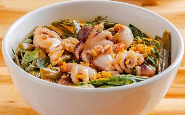 Cô Hai - Mì Ốc Hến - Ngô Văn Sở