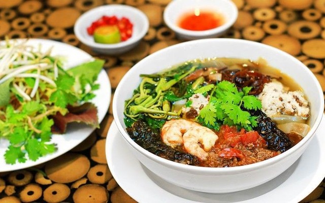 BÁNH ĐA CUA - Trường Sơn