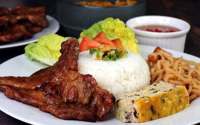 Tiệm Ăn Vạn Phúc - Cơm Phở - Nguyễn Văn Cừ