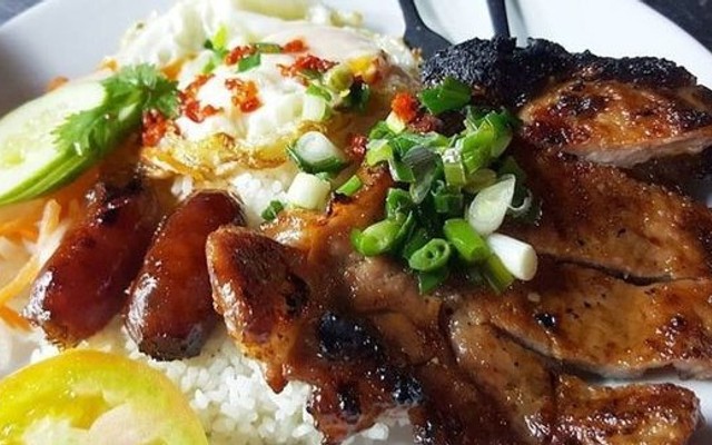 Garage Station - Cơm Văn Phòng & Coffee - Trường Sa