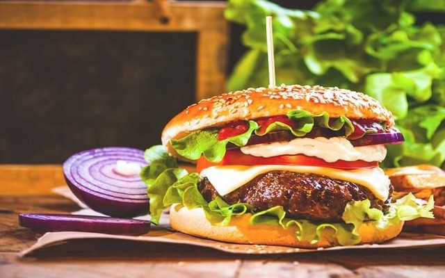 Torki Food - Bánh Mì Thổ Nhĩ Kỳ & Hamburger - Trần Chiên