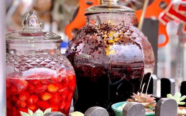 Na Na - Trà Dâu & Ăn Vặt - Chung Cư Emerald