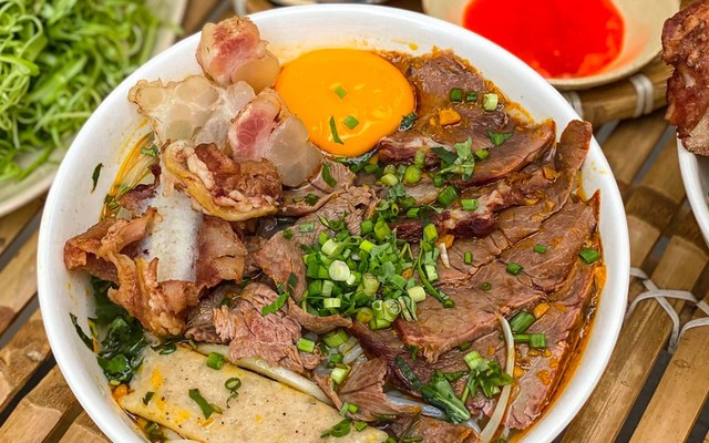 Quán Bún Bò Cô Loan - Đại Lộ Bình Dương