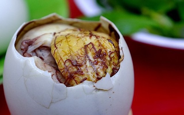 Mai Anh - Bắp Xào & Hột Vịt Lộn - Tôn Đản