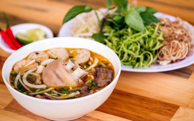 Bún Bò - Cô Liên