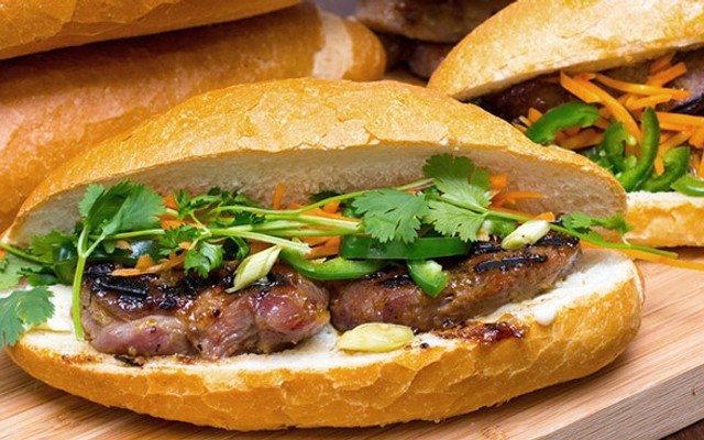Bánh Mì Mon Mi - Hồng Lạc