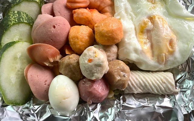 Ăn Vặt Phố Cổ - Mì Trộn Indomie - Ngõ Trung Yên