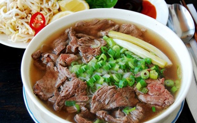 Phở Cồ Huyền - Trường Sa